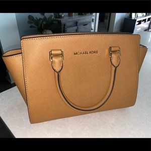 Michael Kors Selma Purse